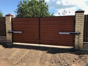 Уличные распашные ворота DoorHan, 3500х2000