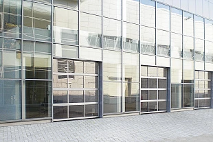 Панорамные секционные ворота DoorHan серии isd02 3500x2600 (остекление с перемычками)